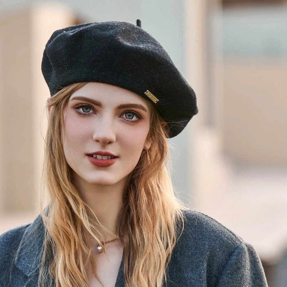 SHEIN 100% Wool Beret Solid Black Warm Winter Fall Classy Parisian Hat